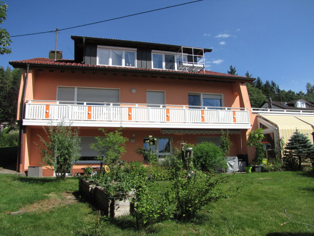 Blick von außen auf die Ferienwohnung "Talblick"